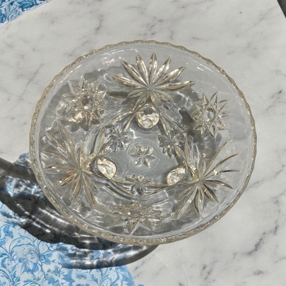 Anchor Hocking Early American Prescut Footed Candy Dish Star of David 6.75" - Picture 3 of 8